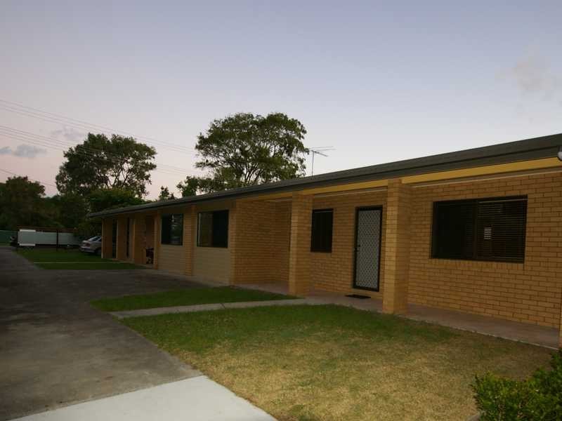 Unit 2/68 James Road, Beachmere QLD 4510