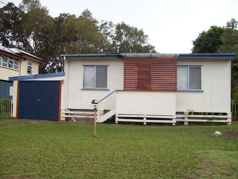 15 Amies Street, Beachmere QLD 4510