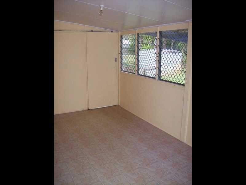 15 Amies Street, Beachmere QLD 4510