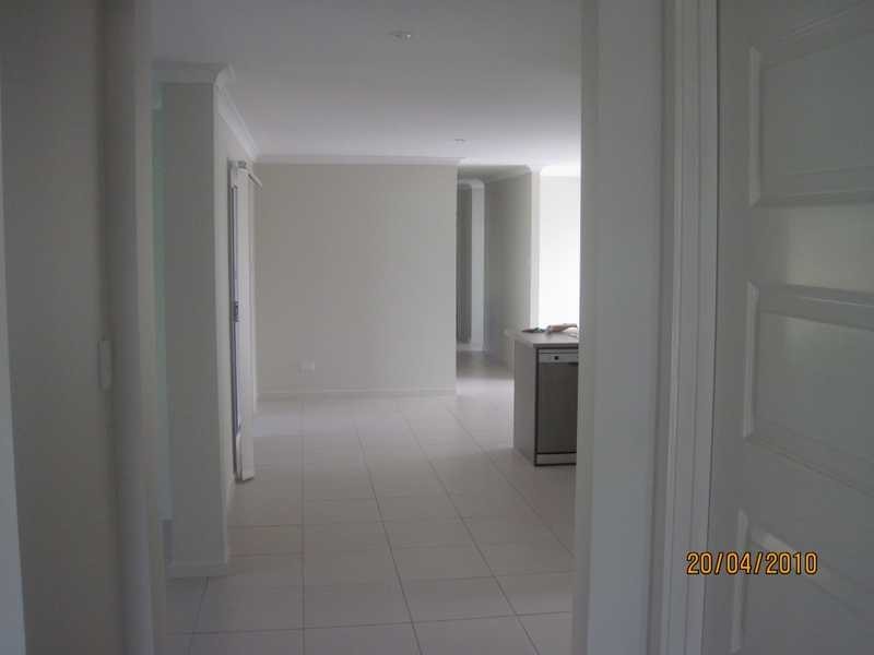 17 Adam Street, Beachmere QLD 4510