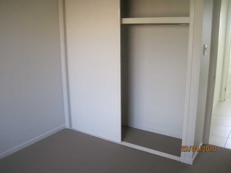 17 Adam Street, Beachmere QLD 4510