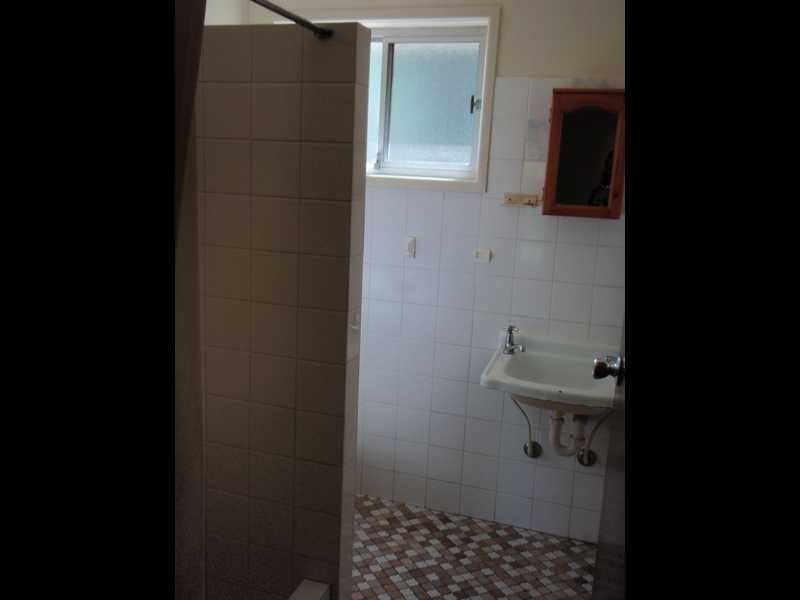 1/62 Coronation Avenue, Beachmere QLD 4510