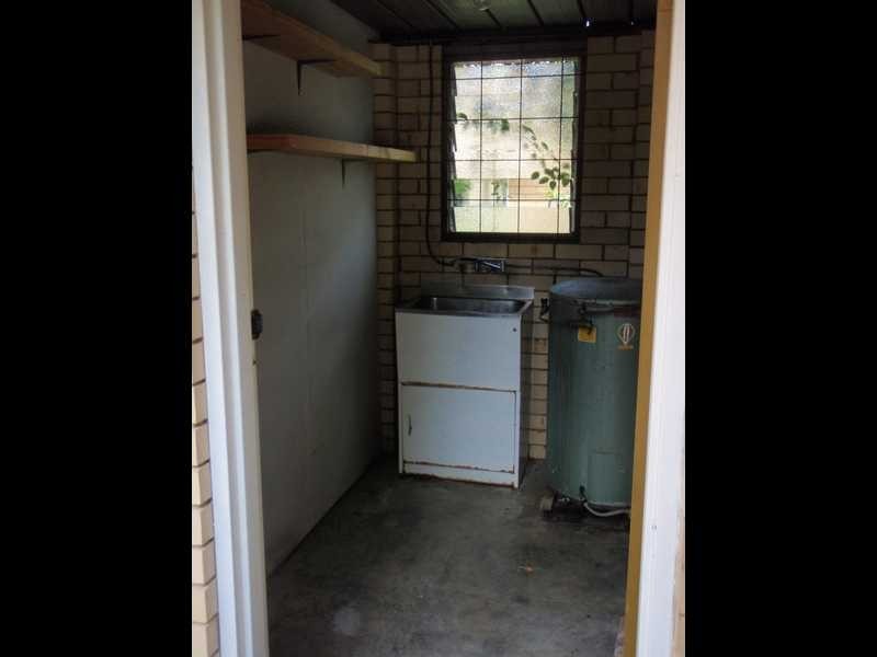 1/62 Coronation Avenue, Beachmere QLD 4510