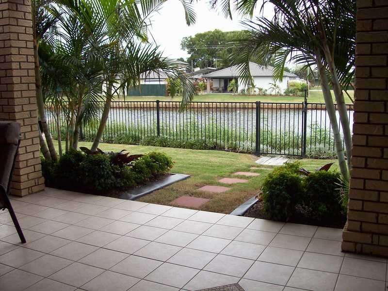 20 Apollo Crescent, Beachmere QLD 4510