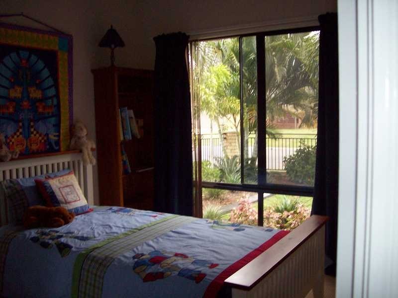20 Apollo Crescent, Beachmere QLD 4510