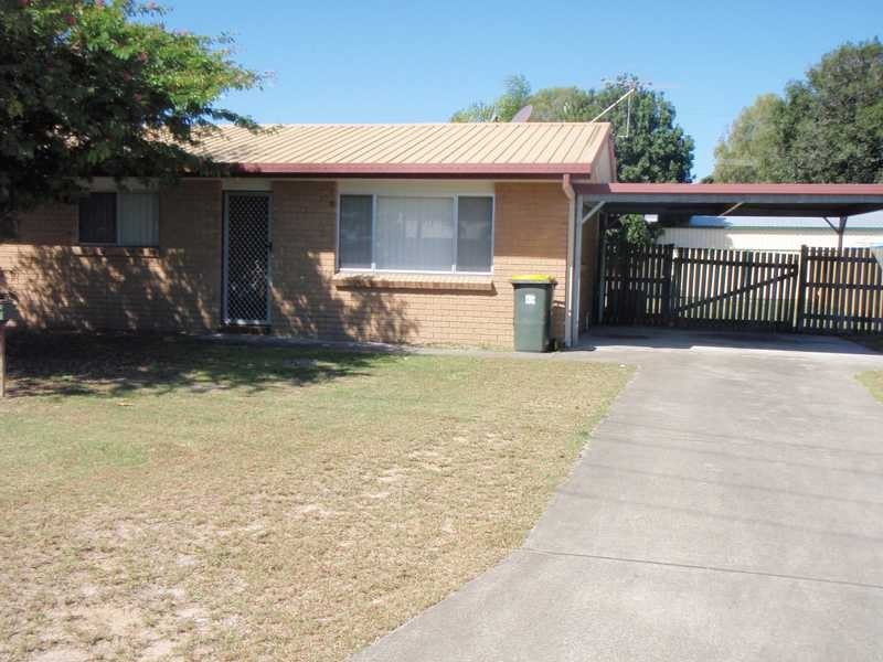 17 Moatah Drive, Beachmere QLD 4510