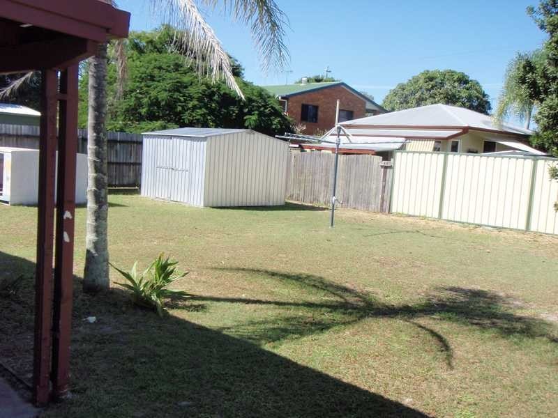 17 Moatah Drive, Beachmere QLD 4510