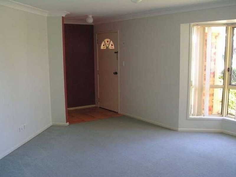 6 Solo Court, Beachmere QLD 4510