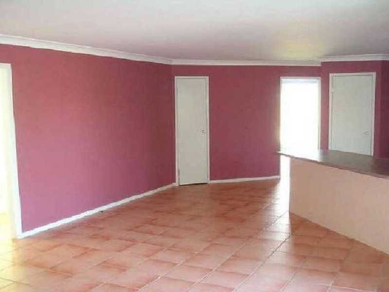 6 Solo Court, Beachmere QLD 4510