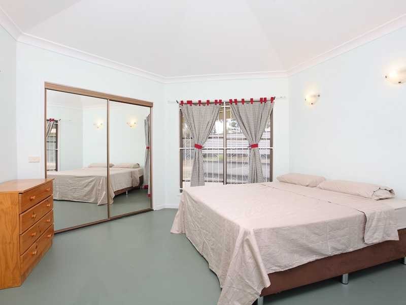 381 Bishop Rd, Beachmere QLD 4510