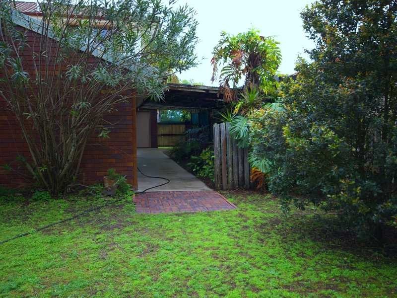 14 Timothy Esplanade, Beachmere QLD 4510