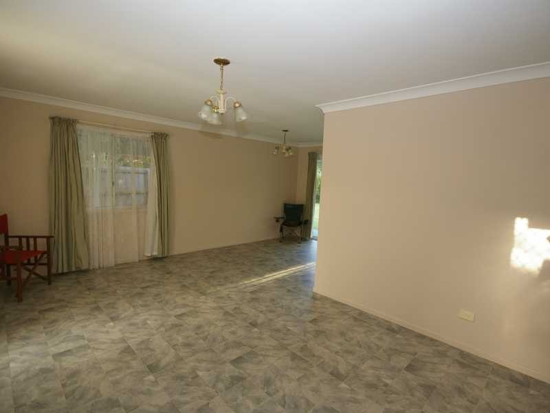 14 Intrepid Court, Beachmere QLD 4510