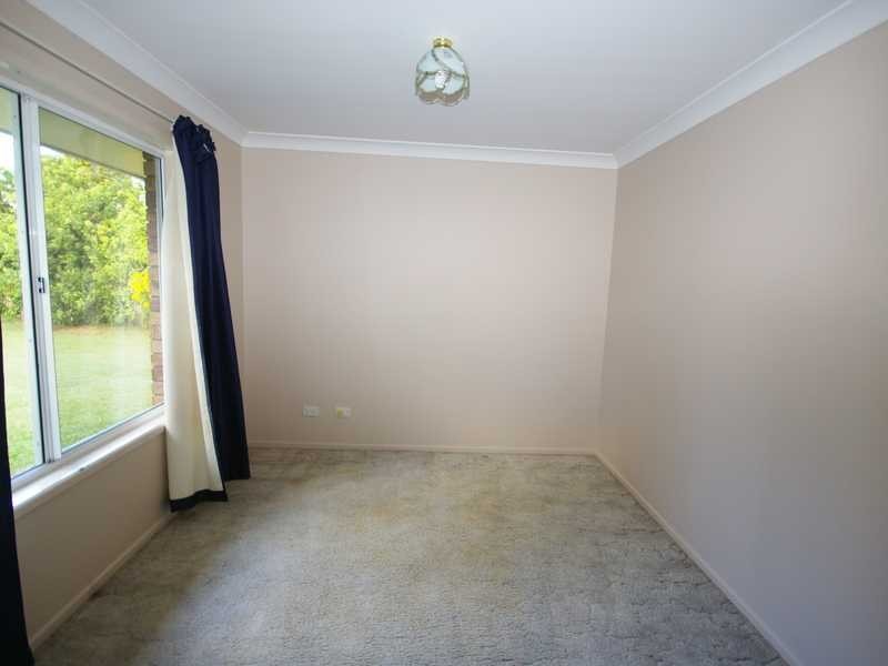 14 Intrepid Court, Beachmere QLD 4510