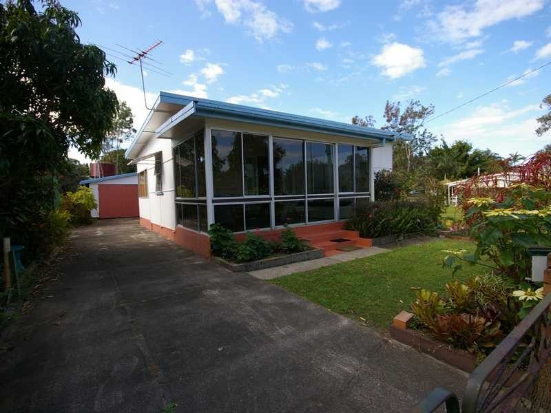 23 Main Street, Beachmere QLD 4510