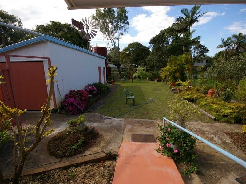 23 Main Street, Beachmere QLD 4510