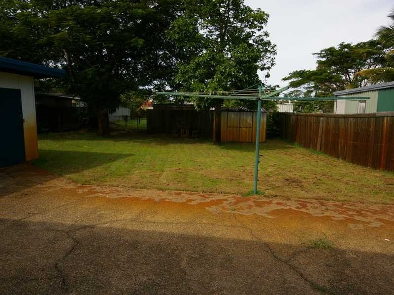27 Moreton Terrace, Beachmere QLD 4510