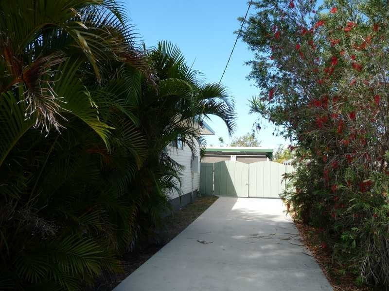 77 Moreton Terrace, Beachmere QLD 4510