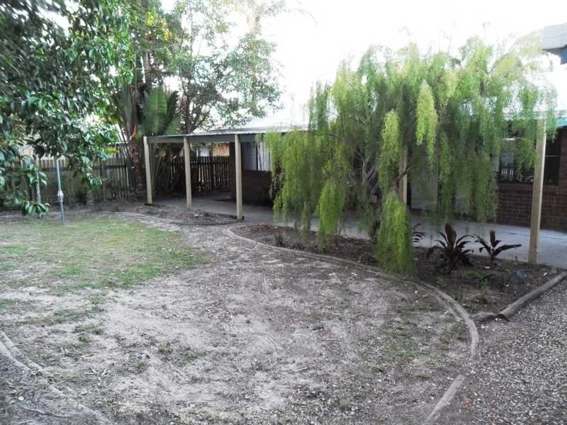 37 Moatah Drive, Beachmere QLD 4510