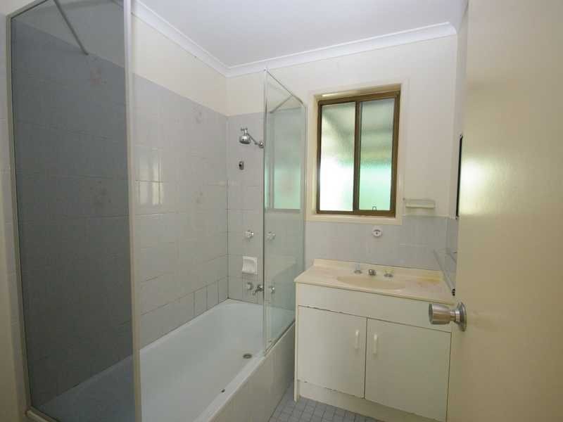 37 Moatah Drive, Beachmere QLD 4510