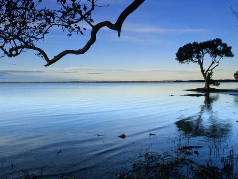 37 Moatah Drive, Beachmere QLD 4510