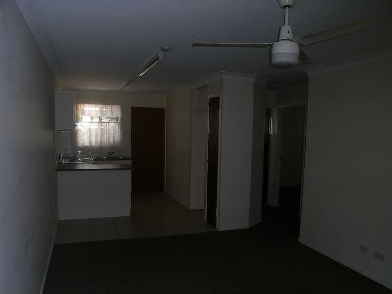 2/10 Bishop Road, Beachmere QLD 4510