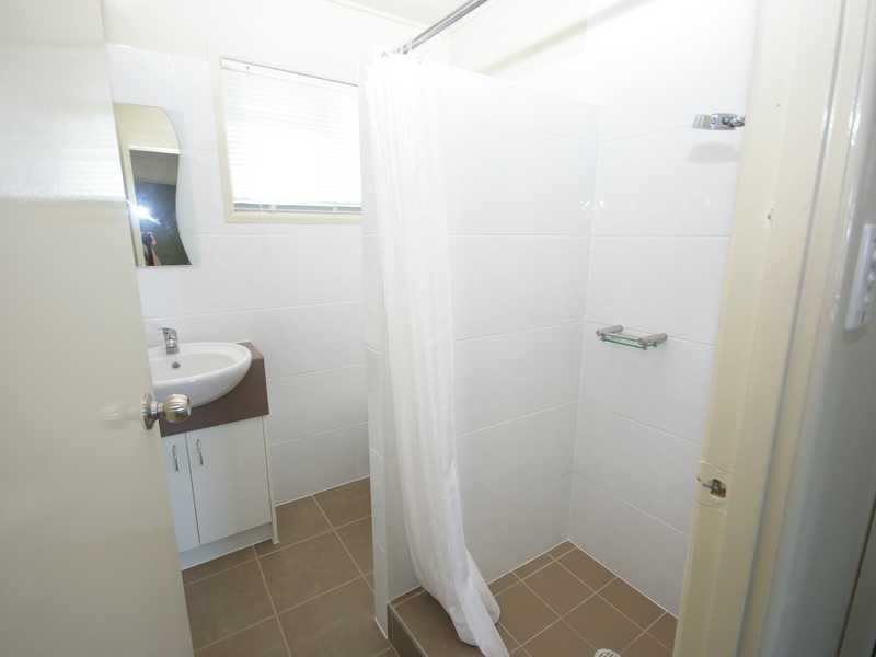 Unit 2/65 Coronation Avenue, Beachmere QLD 4510