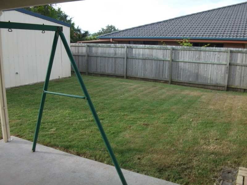 12 Monavale Street, Sandstone Point QLD 4511