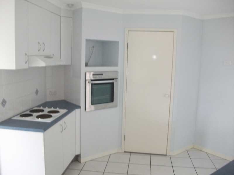 12 Monavale Street, Sandstone Point QLD 4511