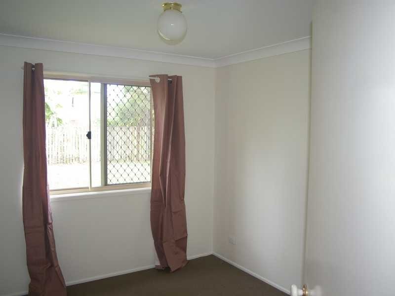 21 Gillian Street, Beachmere QLD 4510
