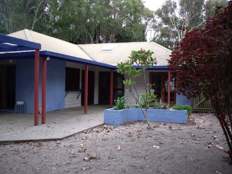 100 Bayside Drive, Beachmere QLD 4510