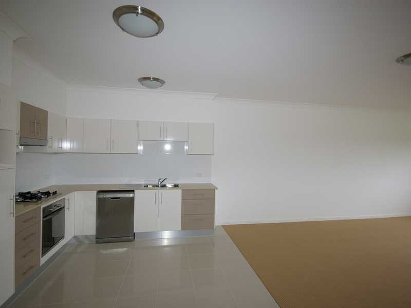 19 Sylvan Beach Esplanade, Bellara QLD 4507