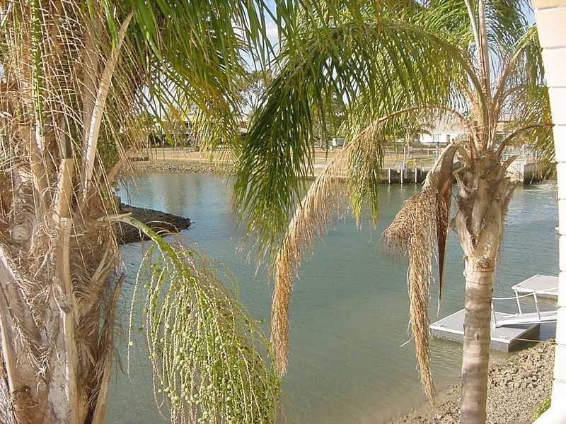 1/3 Dolphin Drive, Bongaree QLD 4507