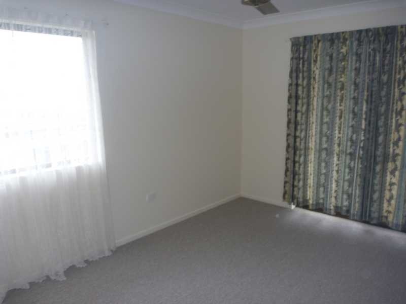 1/3 Dolphin Drive, Bongaree QLD 4507