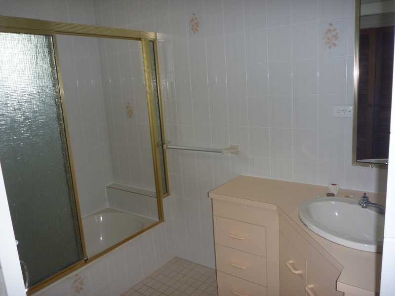 1/3 Dolphin Drive, Bongaree QLD 4507