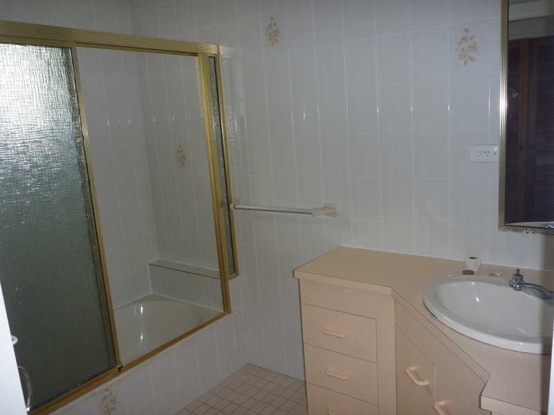 1/3 Dolphin Drive, Bongaree QLD 4507