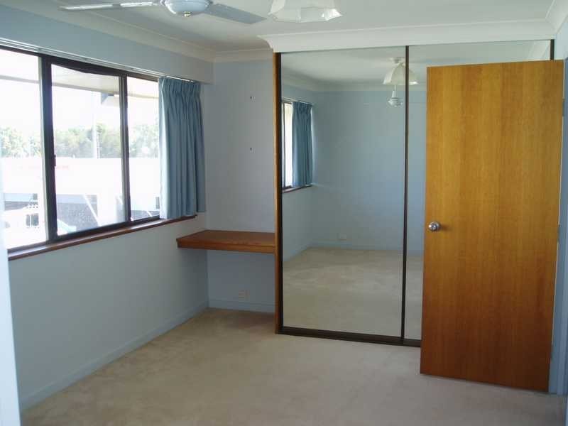 11/9 -19 Spinnaker Drive, Sandstone Point QLD 4511