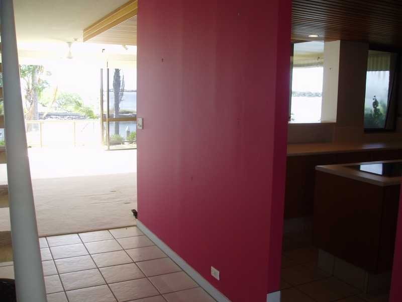 11/9 -19 Spinnaker Drive, Sandstone Point QLD 4511