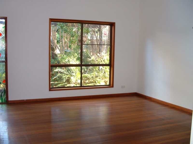 7 Bishop Road, Beachmere QLD 4510