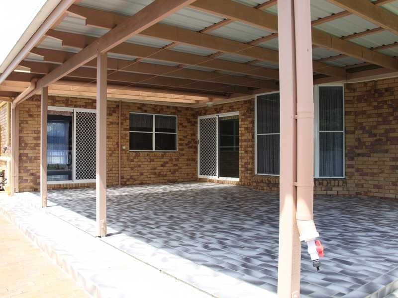 124 Bishop Road, Beachmere QLD 4510