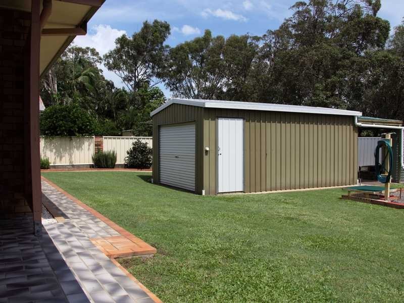 124 Bishop Road, Beachmere QLD 4510