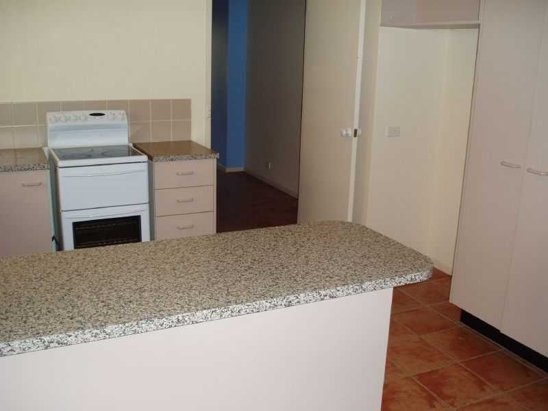 28 Clark Terrace, Sandstone Point QLD 4511