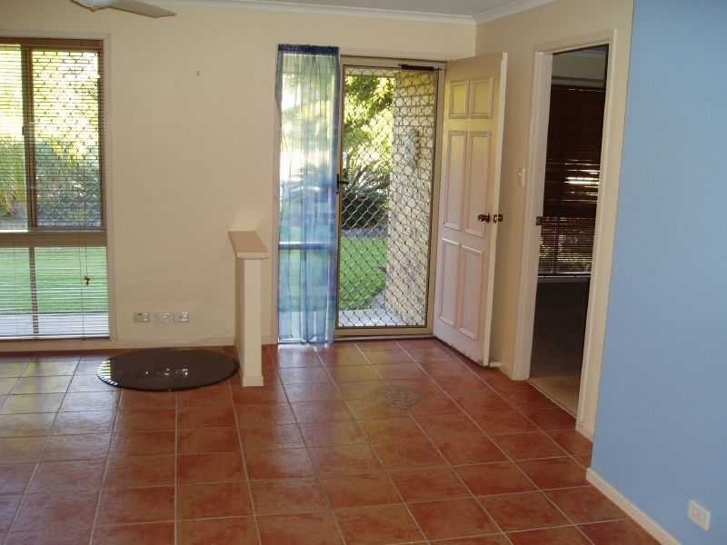 28 Clark Terrace, Sandstone Point QLD 4511