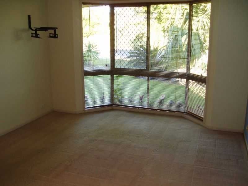 28 Clark Terrace, Sandstone Point QLD 4511