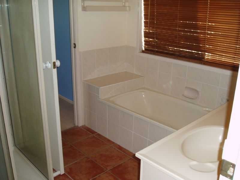 28 Clark Terrace, Sandstone Point QLD 4511