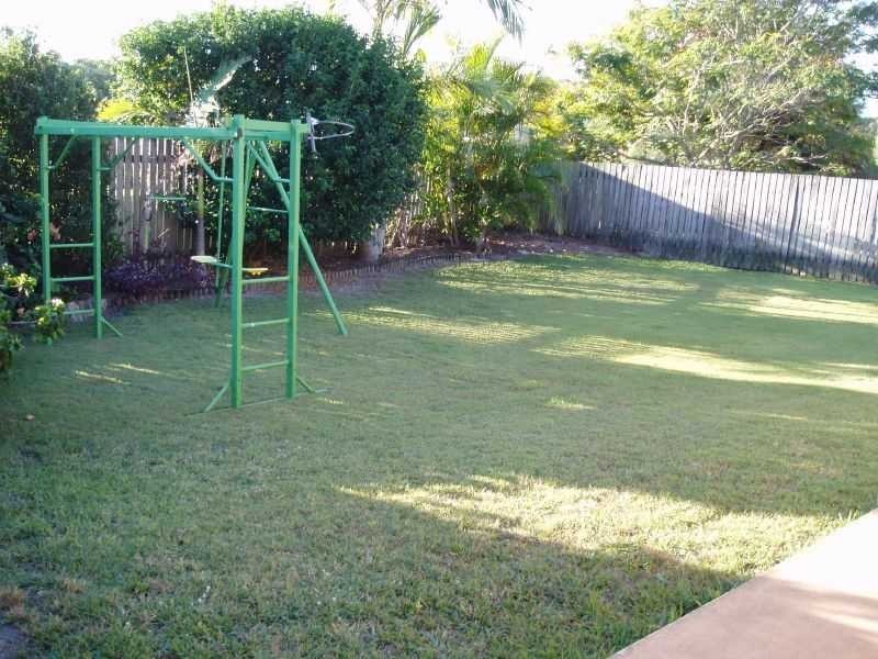 28 Clark Terrace, Sandstone Point QLD 4511