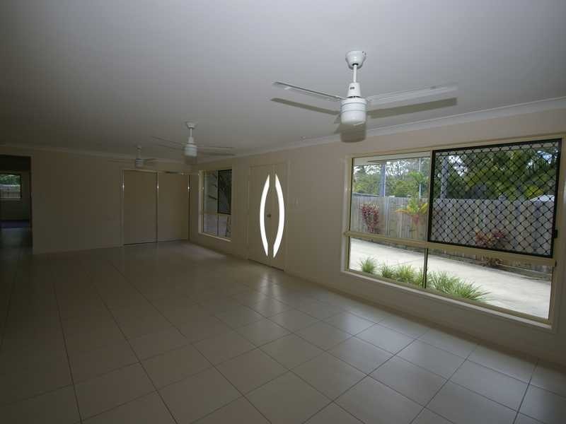 4/143 Bishop Road, Beachmere QLD 4510