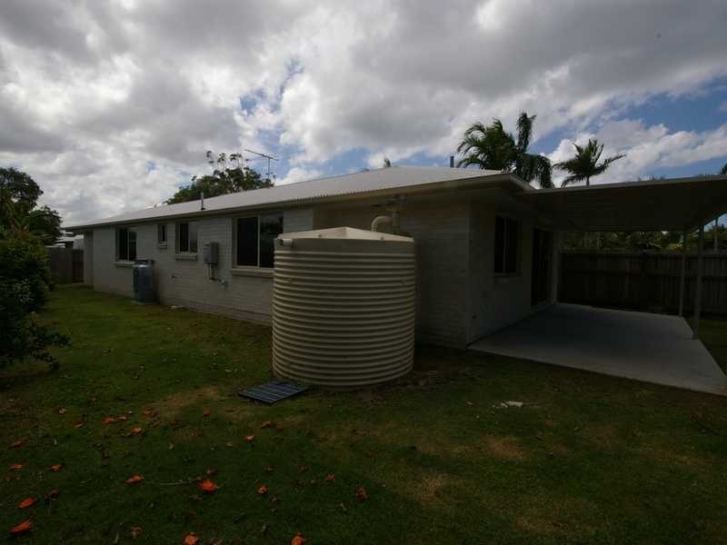 4/143 Bishop Road, Beachmere QLD 4510