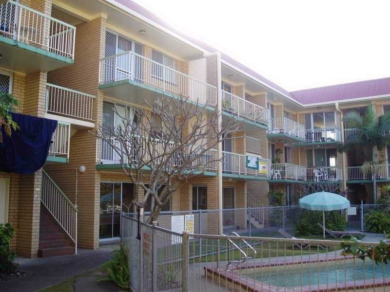 15/16 Bestman Avenue, Bongaree QLD 4507