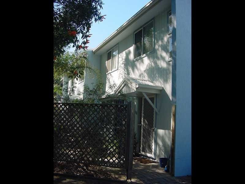 1/23 Rosella Street, Bongaree QLD 4507