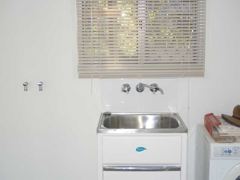 25 Bryant Street, Beachmere QLD 4510